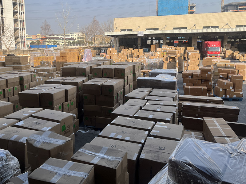 新利体育登录入口登录网址倉(cang) 庫爆倉(cang) .jpg